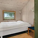 Four-bedroom In Hébergement de vacances